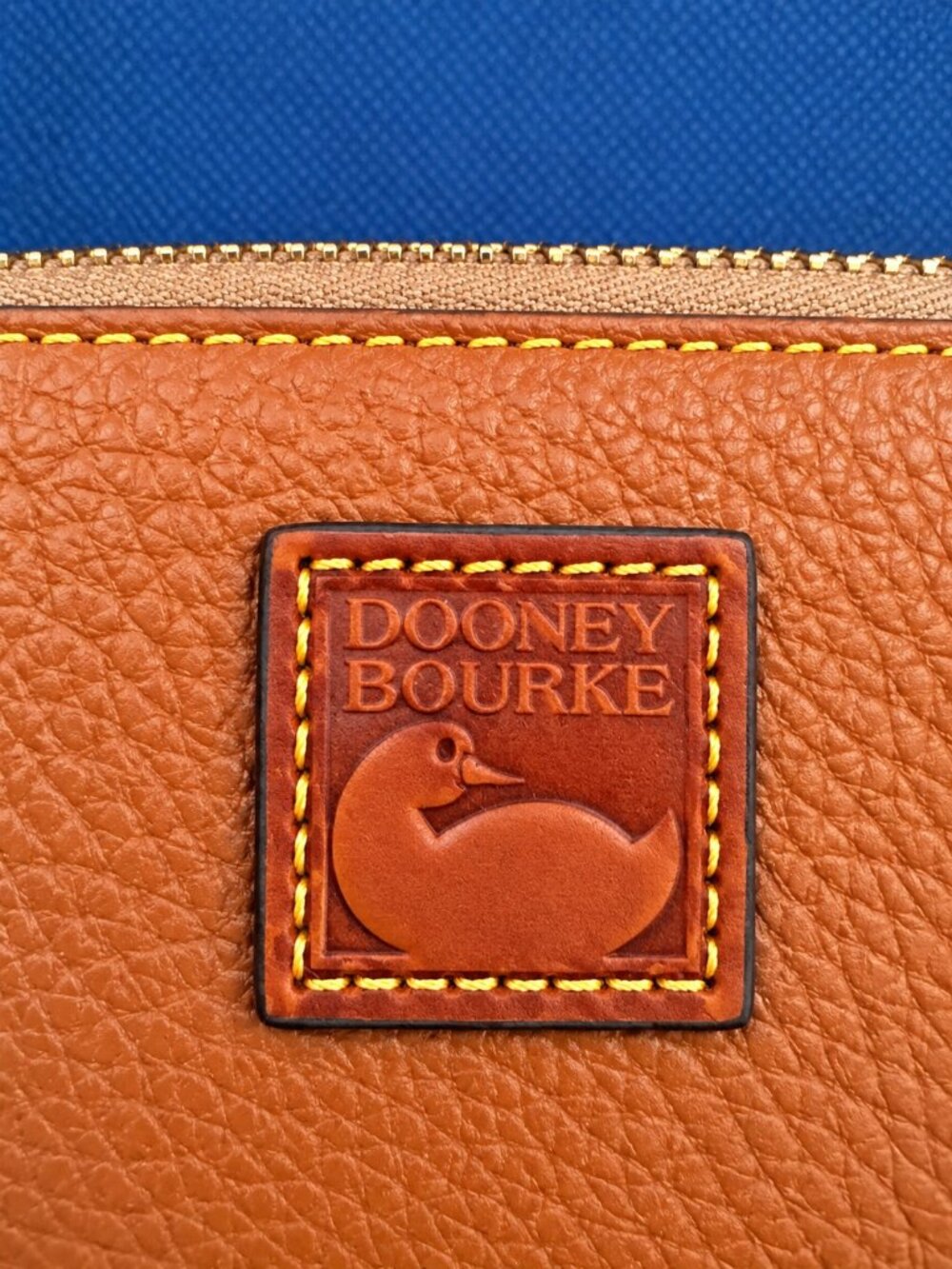 Dooney & Bourke Pebble Leather Zip Around Wristlet Wallet Cognac Brown w/ Box - Picture 7 of 7